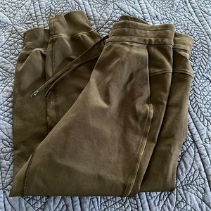 Lululemon joggers